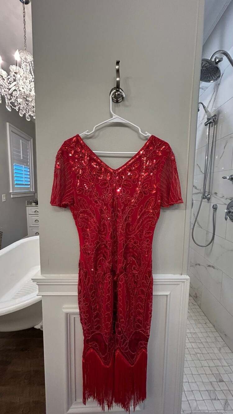Dress - Picture 3 of 3